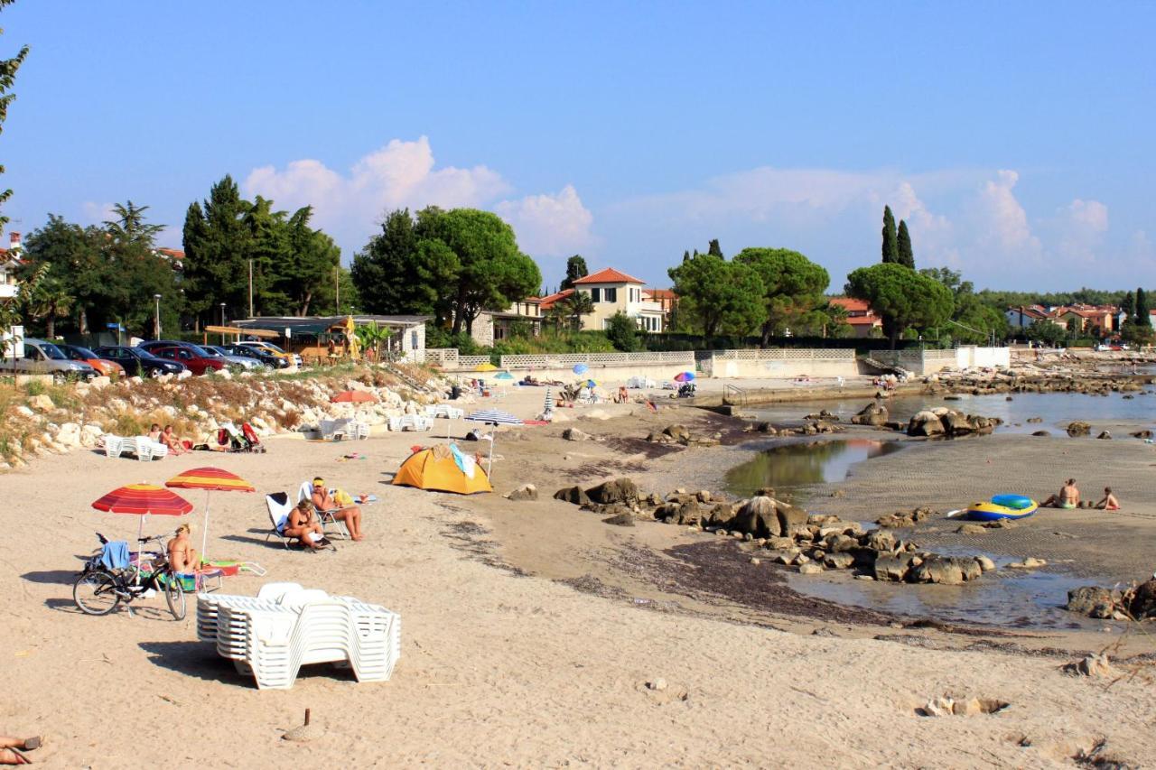 Apartments By The Sea Zambratija, Umag - 2557 エクステリア 写真