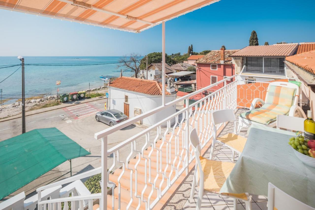 Apartments By The Sea Zambratija, Umag - 2557 エクステリア 写真