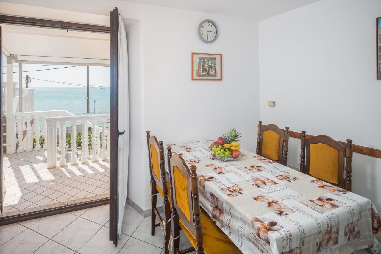 Apartments By The Sea Zambratija, Umag - 2557 エクステリア 写真