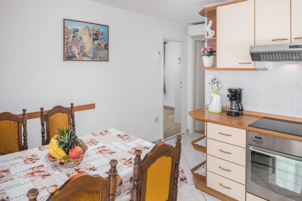 Apartments By The Sea Zambratija, Umag - 2557 エクステリア 写真
